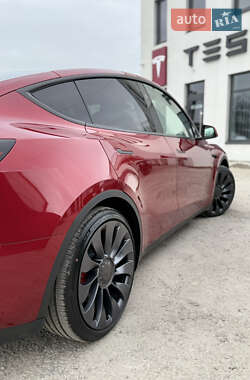 Внедорожник / Кроссовер Tesla Model Y 2024 в 