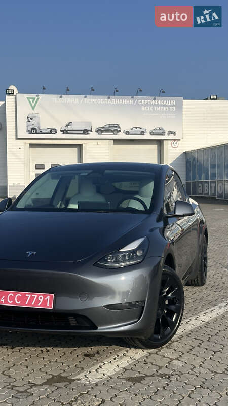 Внедорожник / Кроссовер Tesla Model Y 2023 в 