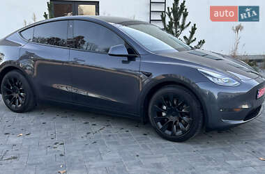 Внедорожник / Кроссовер Tesla Model Y 2021 в Луцке