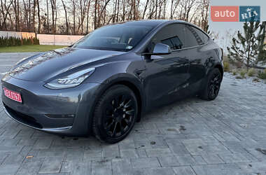 Внедорожник / Кроссовер Tesla Model Y 2021 в Луцке