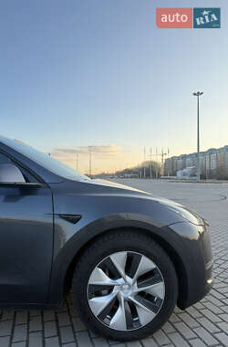 Внедорожник / Кроссовер Tesla Model Y 2022 в 