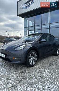 Внедорожник / Кроссовер Tesla Model Y 2021 в 