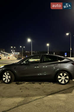 Внедорожник / Кроссовер Tesla Model Y 2023 в 