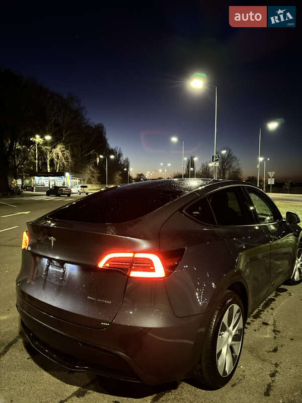 Позашляховик / Кросовер Tesla Model Y 2023 в Вінниці