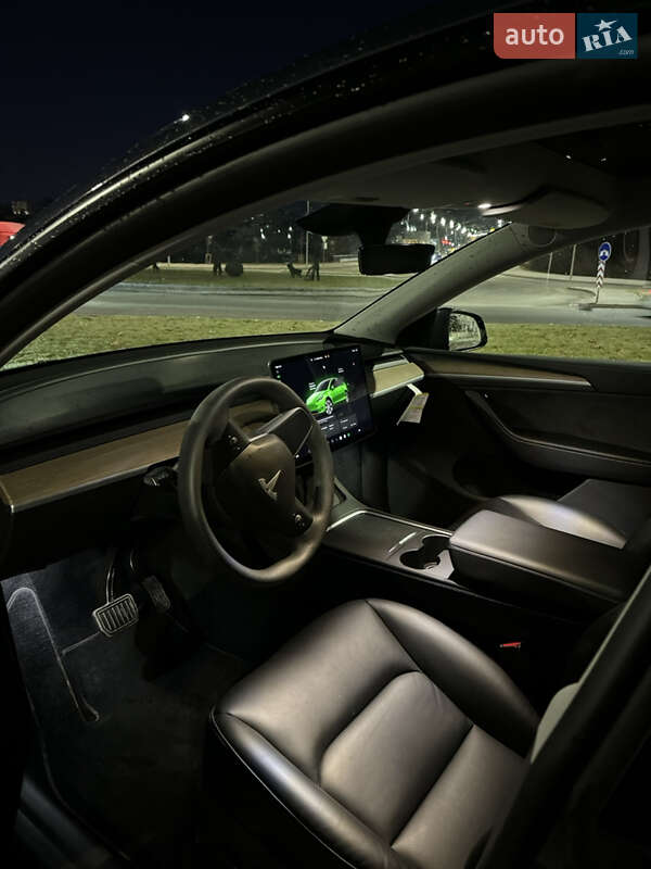 Позашляховик / Кросовер Tesla Model Y 2023 в Вінниці