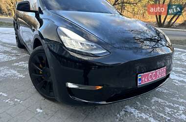 Внедорожник / Кроссовер Tesla Model Y 2021 в Львове