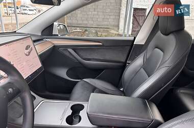 Внедорожник / Кроссовер Tesla Model Y 2023 в 