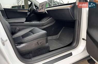 Внедорожник / Кроссовер Tesla Model Y 2023 в 
