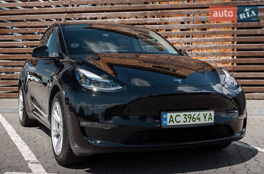 Позашляховик / Кросовер Tesla Model Y 2023 в 