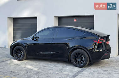 Внедорожник / Кроссовер Tesla Model Y 2022 в 