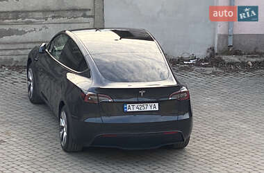 Позашляховик / Кросовер Tesla Model Y 2024 в Івано-Франківську