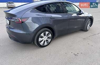 Внедорожник / Кроссовер Tesla Model Y 2023 в 