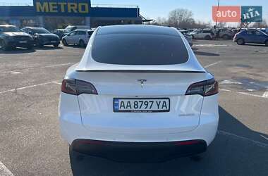 Внедорожник / Кроссовер Tesla Model Y 2022 в 