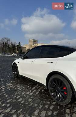 Внедорожник / Кроссовер Tesla Model Y 2022 в 