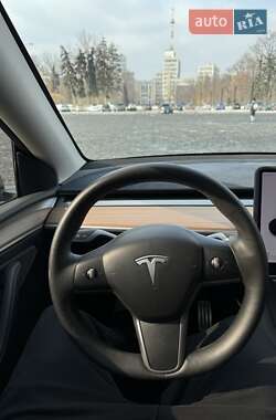 Внедорожник / Кроссовер Tesla Model Y 2022 в 