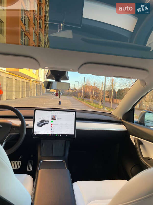 Внедорожник / Кроссовер Tesla Model Y 2022 в Броварах