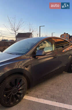Внедорожник / Кроссовер Tesla Model Y 2022 в 