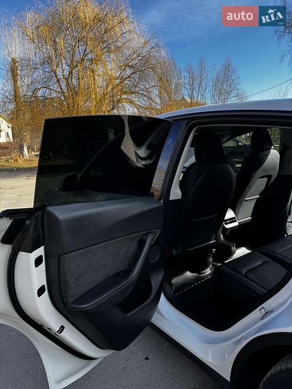 Внедорожник / Кроссовер Tesla Model Y 2023 в Белой Церкви