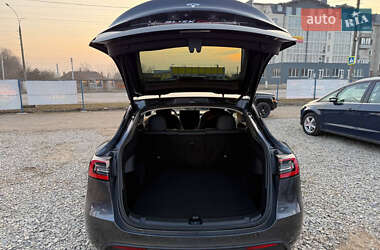 Внедорожник / Кроссовер Tesla Model Y 2020 в 