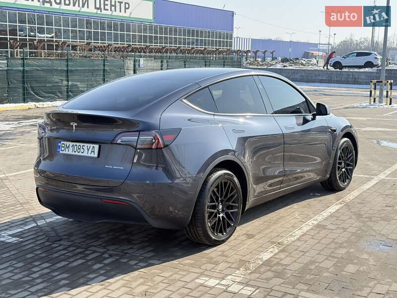 Внедорожник / Кроссовер Tesla Model Y 2024 в Киеве