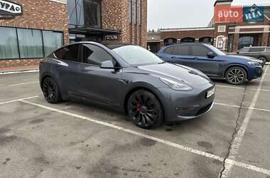 Позашляховик / Кросовер Tesla Model Y 2023 в Києві