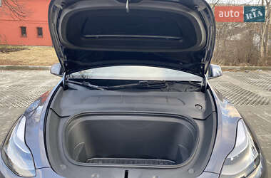 Внедорожник / Кроссовер Tesla Model Y 2023 в 