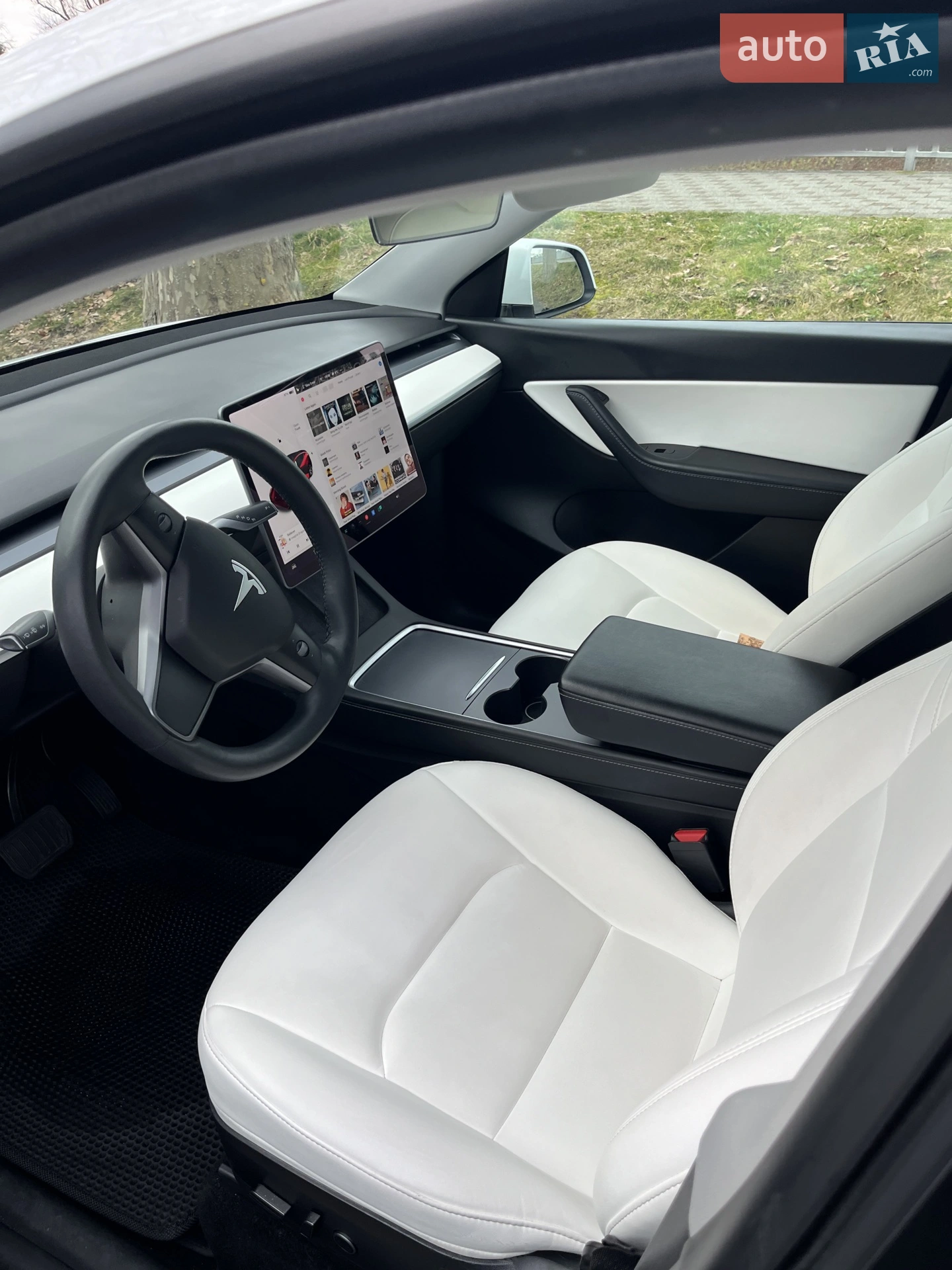 2021 Tesla Model Y - мініатюра 6