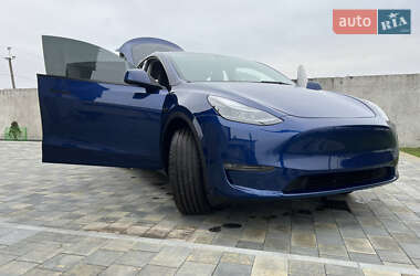 Внедорожник / Кроссовер Tesla Model Y 2023 в 