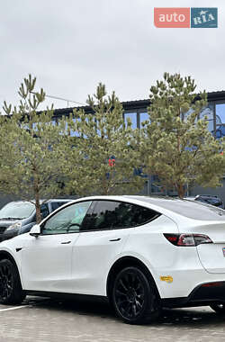 Внедорожник / Кроссовер Tesla Model Y 2021 в Ровно