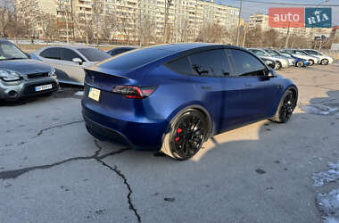 Внедорожник / Кроссовер Tesla Model Y 2020 в 