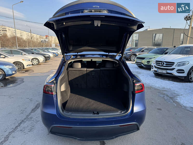 Позашляховик / Кросовер Tesla Model Y 2020 в Запоріжжі фото 17 Позашляховик / Кросовер Tesla Model Y 2020 в Запоріжжі