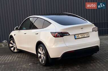 Внедорожник / Кроссовер Tesla Model Y 2021 в 