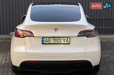 Внедорожник / Кроссовер Tesla Model Y 2021 в 