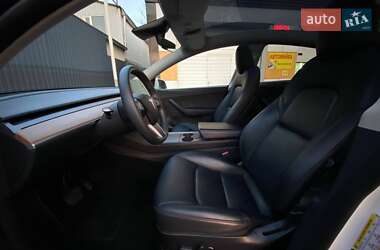 Внедорожник / Кроссовер Tesla Model Y 2021 в 