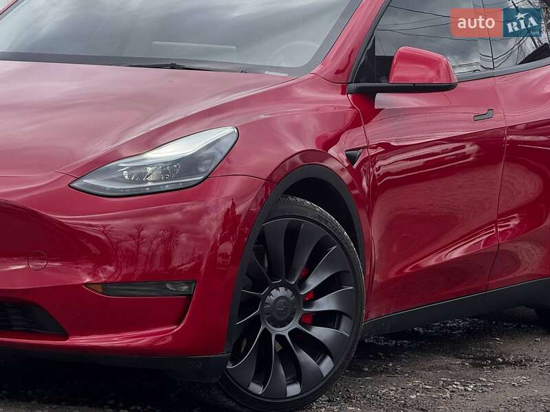 Позашляховик / Кросовер Tesla Model Y 2023 в Харкові