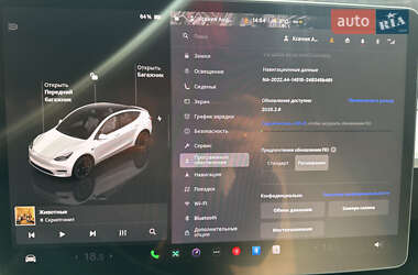 Внедорожник / Кроссовер Tesla Model Y 2023 в Днепре