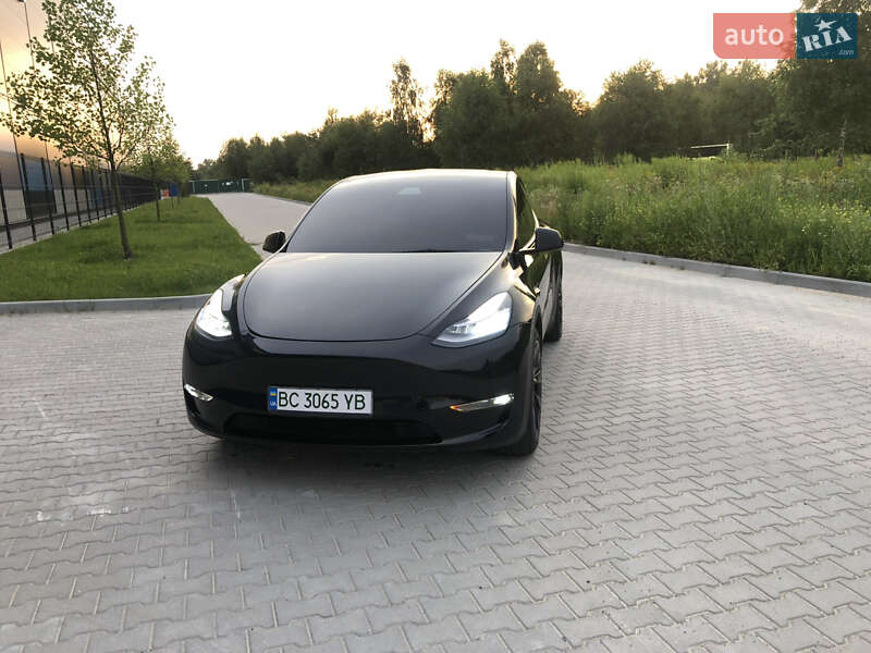 Внедорожник / Кроссовер Tesla Model Y 2021 в Львове