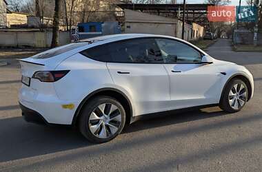 Внедорожник / Кроссовер Tesla Model Y 2021 в 