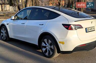 Внедорожник / Кроссовер Tesla Model Y 2021 в 