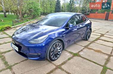 Внедорожник / Кроссовер Tesla Model Y 2022 в Киеве