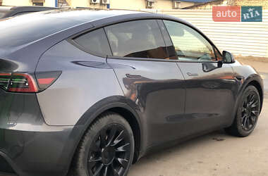 Внедорожник / Кроссовер Tesla Model Y 2023 в 