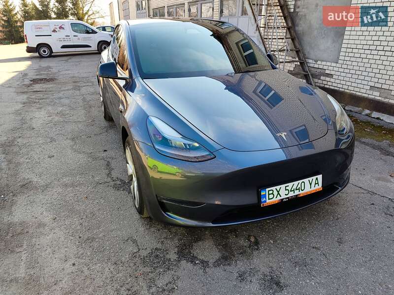 Позашляховик / Кросовер Tesla Model Y 2023 в Хмельницькому фото 7 Позашляховик / Кросовер Tesla Model Y 2023 в Хмельницькому