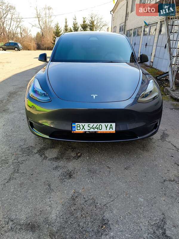 Позашляховик / Кросовер Tesla Model Y 2023 в Хмельницькому фото 8 Позашляховик / Кросовер Tesla Model Y 2023 в Хмельницькому
