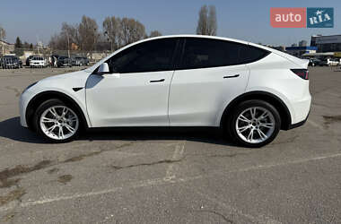 Внедорожник / Кроссовер Tesla Model Y 2023 в 