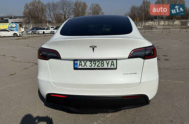 Внедорожник / Кроссовер Tesla Model Y 2023 в 
