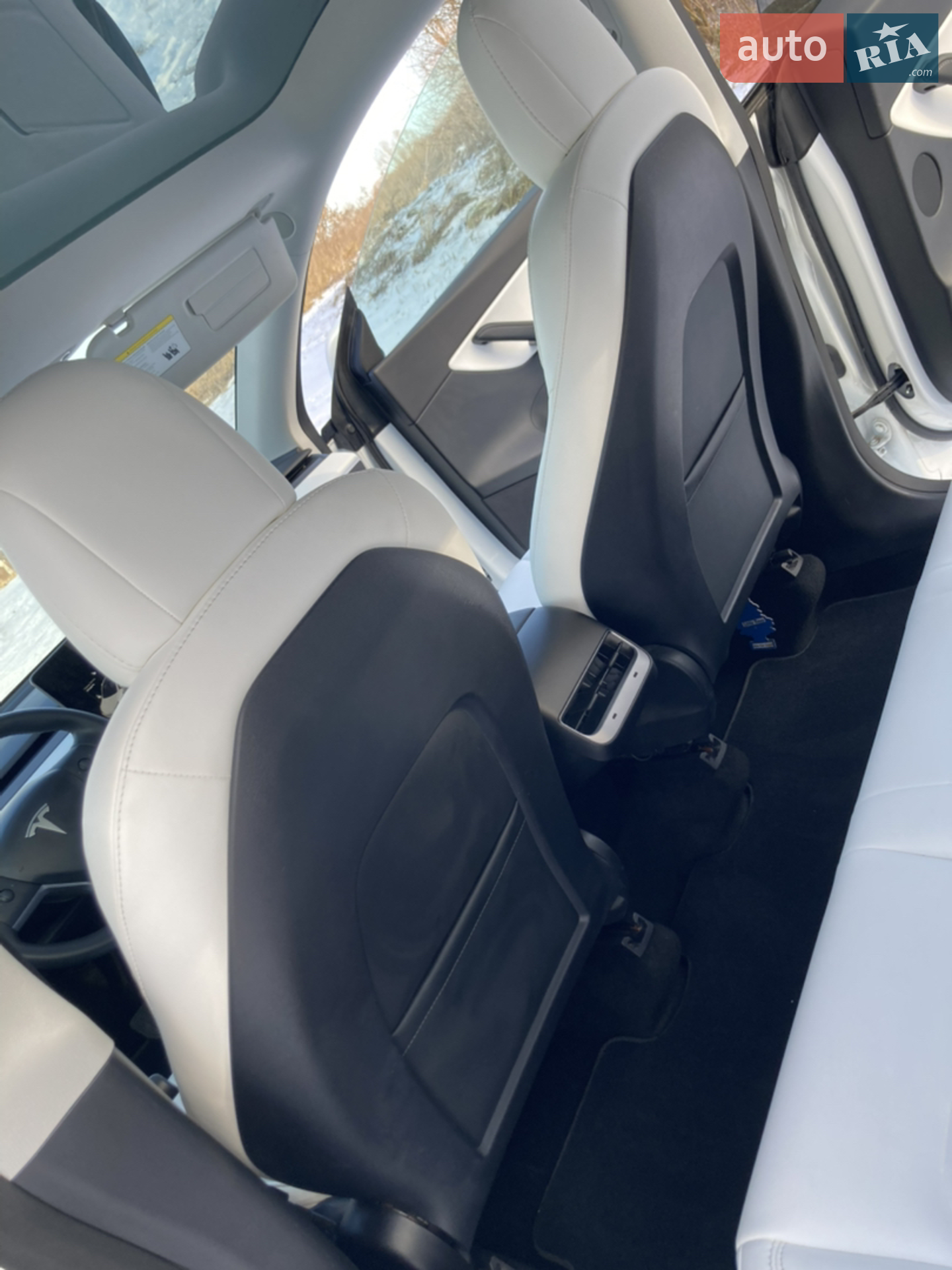 2020 Tesla Model Y - мініатюра 20