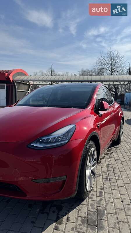 Позашляховик / Кросовер Tesla Model Y 2020 в Рівному