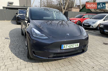 Позашляховик / Кросовер Tesla Model Y 2024 в Івано-Франківську