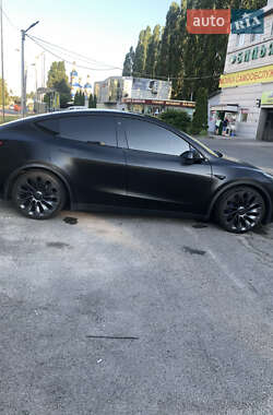 Внедорожник / Кроссовер Tesla Model Y 2020 в 