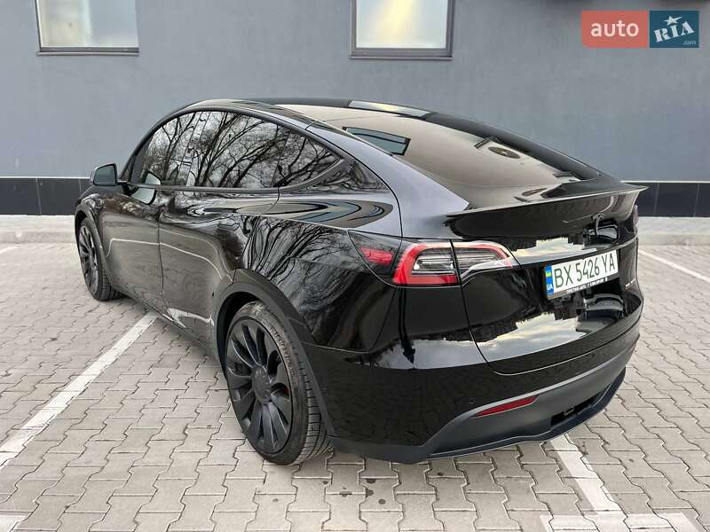 Позашляховик / Кросовер Tesla Model Y 2022 в Хмельницькому